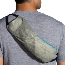 BROOKS Men's Canopy Jacket (465 - Navy/Spring Break/Pebble) -Brooks Store 06BE7FA5 C6C5 4373 B851 F70D9FDE6EB8