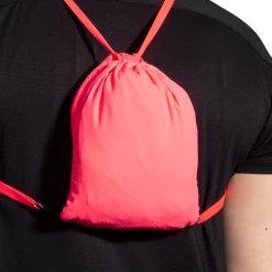 BROOKS Women's Canopy Jacket (633 - Razzmatazz/Quartz/Hyper Pink) -Brooks Store 10EF96E2 E5A8 41A2 8BFF B91A9276AD40