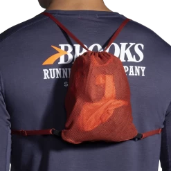 BROOKS Men’s Fusion Hybrid Jacket (681 - Copper/Run Raisin) -Brooks Store 211299 681 d4 fusion hybrid jacket mens running jacket