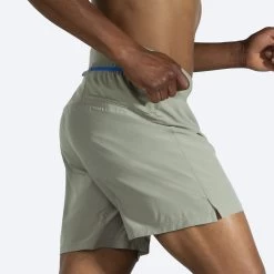 BROOKS Men's Sherpa 5" Short (074 - Shadow/Bluetiful) -Brooks Store 211334 074 mv sherpa 7inch mens running short