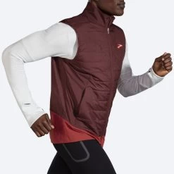 BROOKS Men's Shield Hybrid Vest 2.0 (223 - Run Raisin/Copper) -Brooks Store 211416 223 mv shield hybrid vest mens running vest