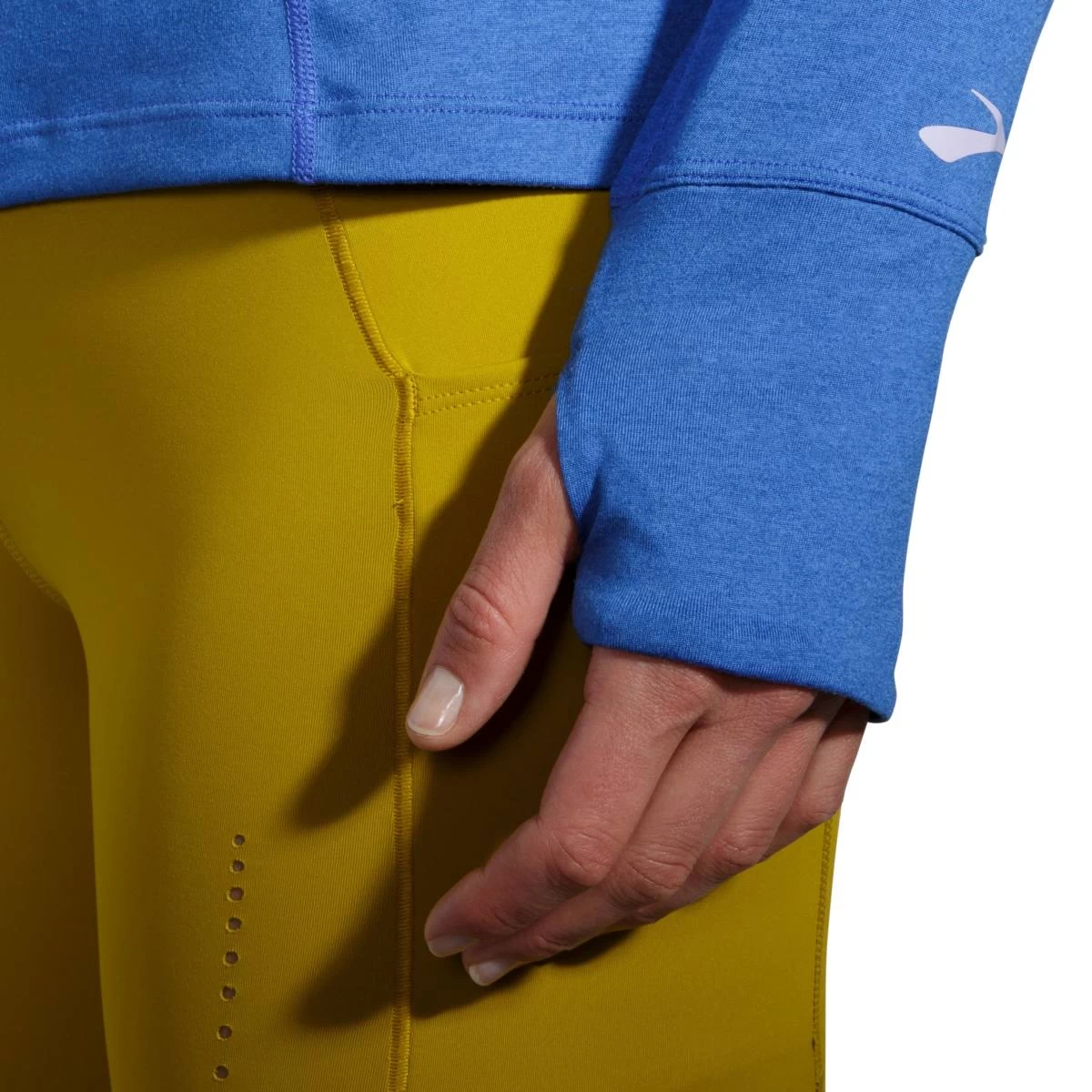 Women's Brooks Dash 1/2 Zip - 221433-471 5 Women's Brooks Dash 1/2 Zip - 221433-471 - Image 5