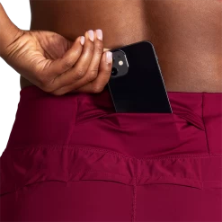 BROOKS Women's Chaser 5" Short (665 - Razzmatazz) -Brooks Store 221465 665 D2 Chaser 5in Short