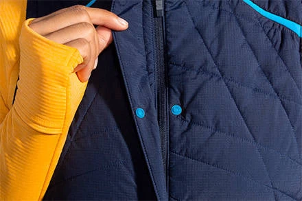 Women's Brooks Shield Hybrid Vest - 221507-491 4 Women's Brooks Shield Hybrid Vest - 221507-491 - Image 4