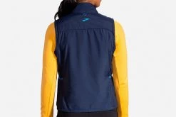 Women's Brooks Shield Hybrid Vest - 221507-491 7 Women's Brooks Shield Hybrid Vest - 221507-491 -Brooks Store 221507 426 MB Shield Hybrid Vest
