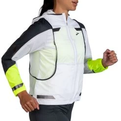 Women's Brooks Run Visible Convertible Jacket - 221560-134 -Brooks Store 221560 134 MV Run Visible Convertible Jacket