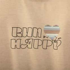 BROOKS Women's Distance Graphic Long Sleeve (277 - Heather Oatmeal/Run Happy) -Brooks Store 221599 277 d1 distance graphic womens long sleeve running shirt