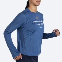 BROOKS Women's Distance Graphic Long Sleeve (406 - Blue Ash/Dear Running) -Brooks Store 221599 406 mv distance graphic womens long sleeve running shirt