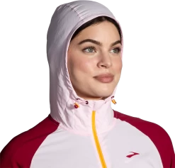 BROOKS Women's Canopy Jacket (633 - Razzmatazz/Quartz/Hyper Pink) -Brooks Store 2528EE97 0806 4010 814D 048ACC37725B