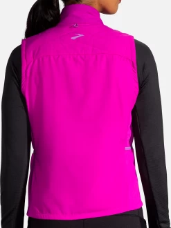 BROOKS Women’s Shield Hybrid Vest (633 - Magenta/Heliotrope) -Brooks Store 7F12C90D 0993 4F82 9FF8 FEE64A26D5B6