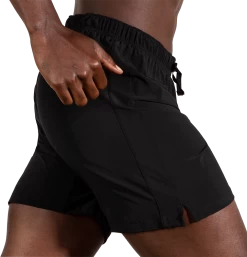 BROOKS Men's Moment 7" Shorts (001 - Black) -Brooks Store B593C867 9439 4179 84E7 A8A3916A8F85