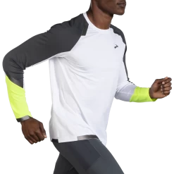 BROOKS Men’s Run Visible Long-Sleeve (134 - White/Asphalt/Nightlife) -Brooks Store C08FAE28 52E6 4FA2 829C 28513FB5C61F